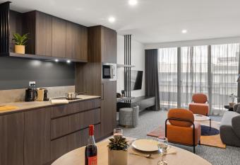 The Sebel Canberra Campbell has Balcony rooms