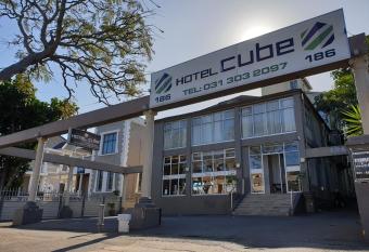 Cube Hotel allows 18 year olds to book a room