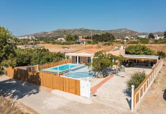 CASA OLIVE GENNADI has Balcony rooms