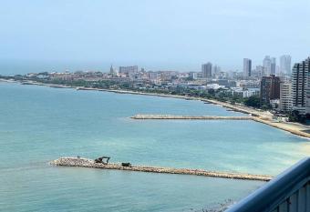Espectacular apartamento frente al mar en Cartagena, Bocagrande, 5 min Centro hist  rico has Balcony rooms