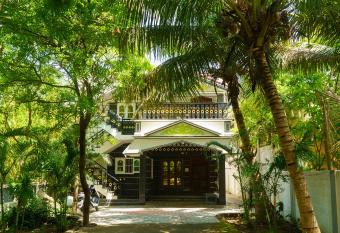 The Mahizh Home has Balcony rooms