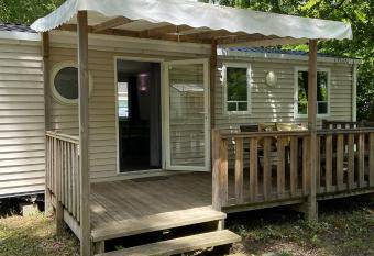 MOBIL HOME G058 allows 18 year olds to book a room