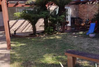 Casa Aconchegante perto do Lago Negro em Gramado. has Balcony rooms