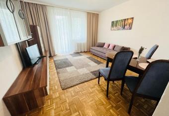 Lavender Home Appart Linz allows 18 year olds to book a room