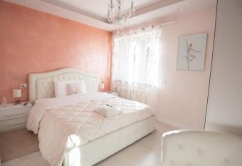 Dolomia Rosmini allows 18 year olds to book a room