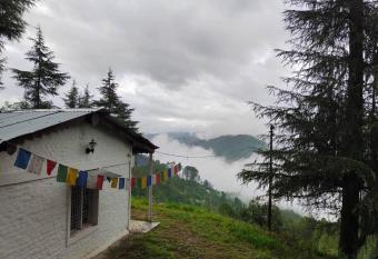 Little Himalayan Abode has Balcony rooms