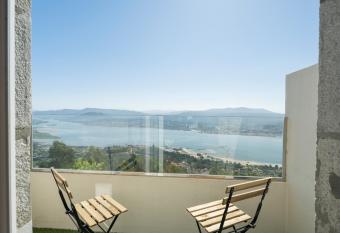 Alda Santa Trega allows 18 year olds to book a room