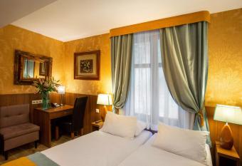 David Boutique Hotel allows 18 year olds to book a room