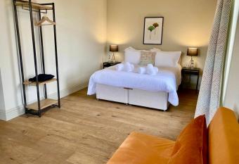 Balcomie Links Hotel allows 18 year olds to book a room