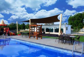 Good Earth Organic Farm has Smoking/Balcony rooms