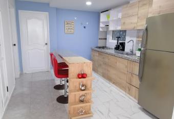 Apto c  modo Excelente ubicaci  n en Bocagrande allows 18 year olds to book a room