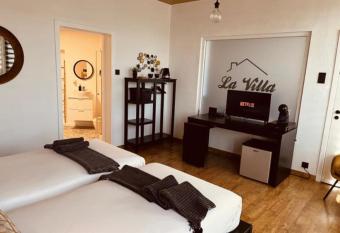 La Villa Bastogne chambre d h  tes 1 allows 18 year olds to book a room