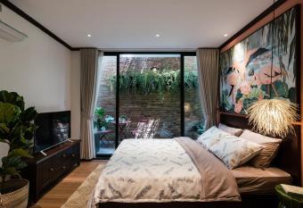 Stay&Chill - C.1 - Oasis studio nearby Bui Vien allows 18 year olds to book a room