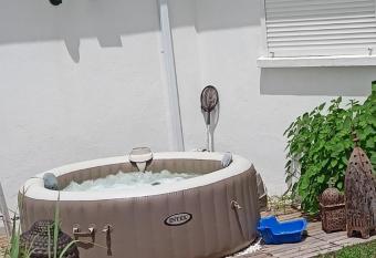 Chamb Bouchons allows 18 year olds to book a room