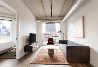 Sonder by Marriott Bonvoy The Opal Apartments River North has Balcony rooms