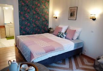 Chez Lili allows 18 year olds to book a room