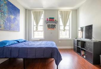 Beautiful Charm in Prime Bushwick has Balcony rooms