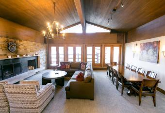 Stein Eriksen Two Bedroom Loft apartment hotel has rooms with a private hot tub