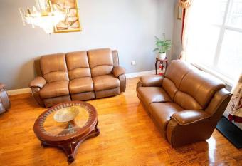 Beautiful Newly Renovated One Family House allows 18 year olds to book a room