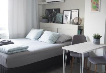 Valoisa ja kompakti yksi   Nokian ydinkeskustassa has Balcony rooms