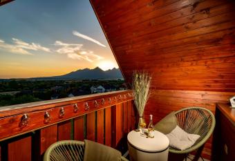 AC Cactus Cozy II Apartment Tatry view has Balcony rooms