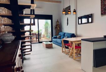 Hauzify I Casa Pecher has Balcony rooms