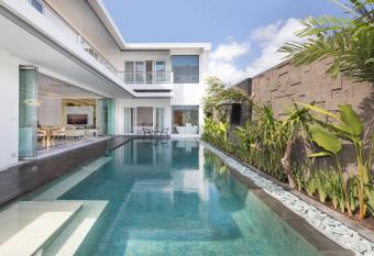 Villa Louis Legian by Nagisa Bali has Balcony rooms