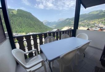 Ch  tel joli appartement 6 personnes has Balcony rooms
