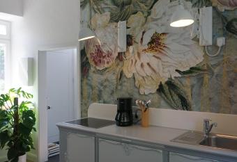 Burgfr  ulein allows 18 year olds to book a room