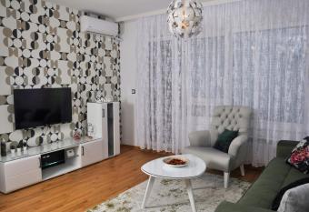 Guest House Atena has Balcony rooms