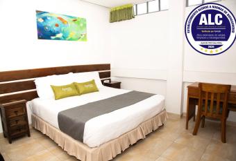 Ayenda 1133 Casa Polty allows 18 year olds to book a room