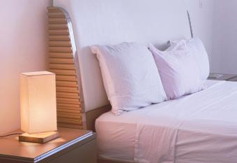 chambres tr  s confortables dans un appartement aux mamelles allows 18 year olds to book a room