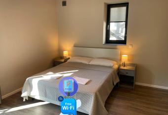 Lime Apartments has Balcony rooms