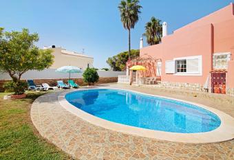 Villa Para  so has Balcony rooms