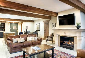 One Bedroom King Suite apartment hotel has Balcony rooms