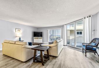 Starboard Village 312 has Balcony rooms