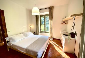 AvocadoHouse3 QCview has Balcony rooms