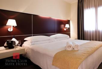 Home Club Suite Hotel has Balcony rooms