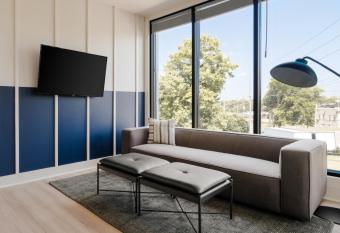 Sonder The Hideaway has Balcony rooms