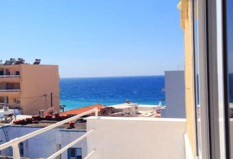 4th floor Apartment in town and near the sea has Balcony rooms