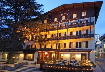 Hotel Pinzolo-Dolomiti allows 18 year olds to book a room
