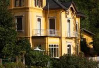 Villa Torretta allows 18 year olds to book a room