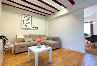 Vianeando has Balcony rooms