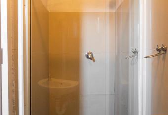 Hasate Guest House ,4 st james street Oakdale Belliville Cape Town South Africa allows 18 year olds to book a room