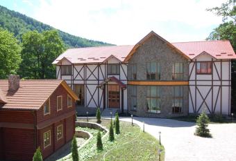 O Shale has Balcony rooms