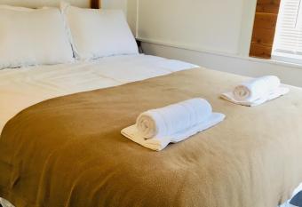 Stevens Cottages Unit Baby Bears allows 18 year olds to book a room