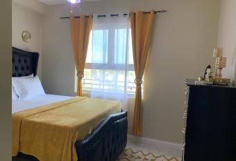 Modern Cozy and Comfy 2 bedrooms At The Lofts has Balcony rooms