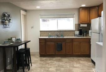 Cozy Getaway near USU allows 18 year olds to book a room