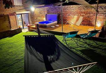 Le Garden & SPA allows 18 year olds to book a room