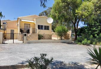 Villa Rosa - La Marina Urbanisation has Balcony rooms